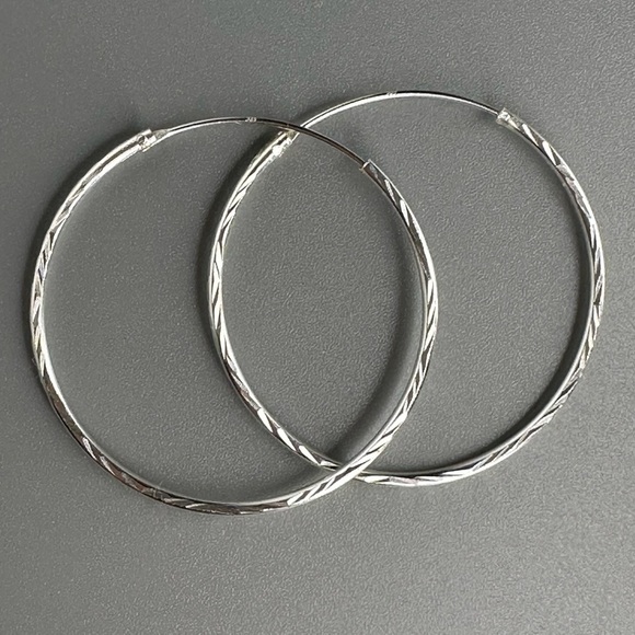 Sterling Silver Diamond Cut Hoops 30mm - Picture 3 of 13